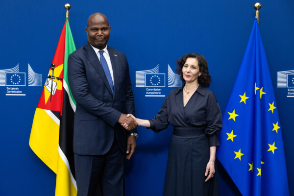 France and fossil fuel giant Total seek to keep Rwandan troops in Mozambique as EU pulls funding