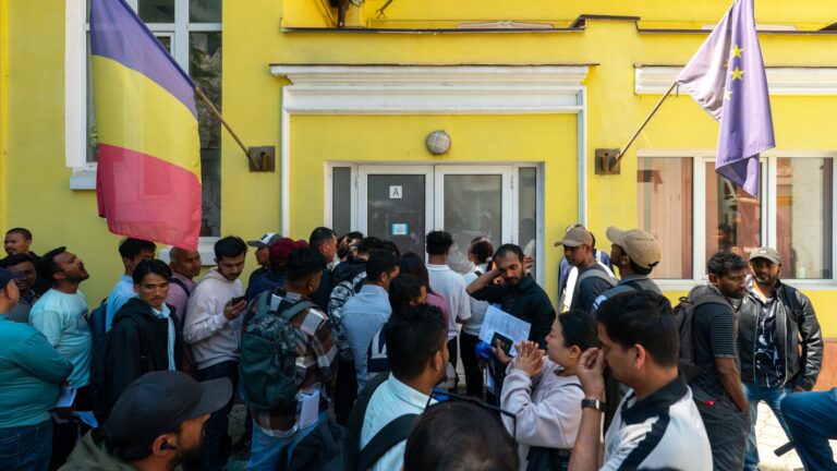 ‘Like a Trap’: Romanian Pledge to Regulate Migrants’ Status Stirs Suspicion