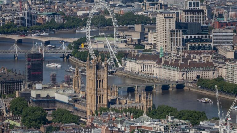 London topples Paris to regain European tech top spot