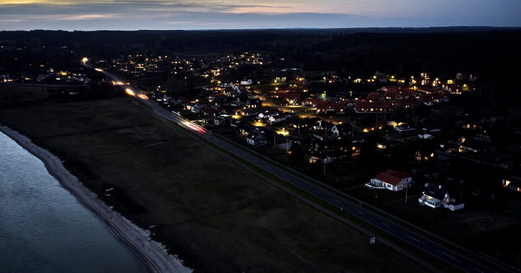 EU wants households to cut electricity use as demand from industry and AI soars