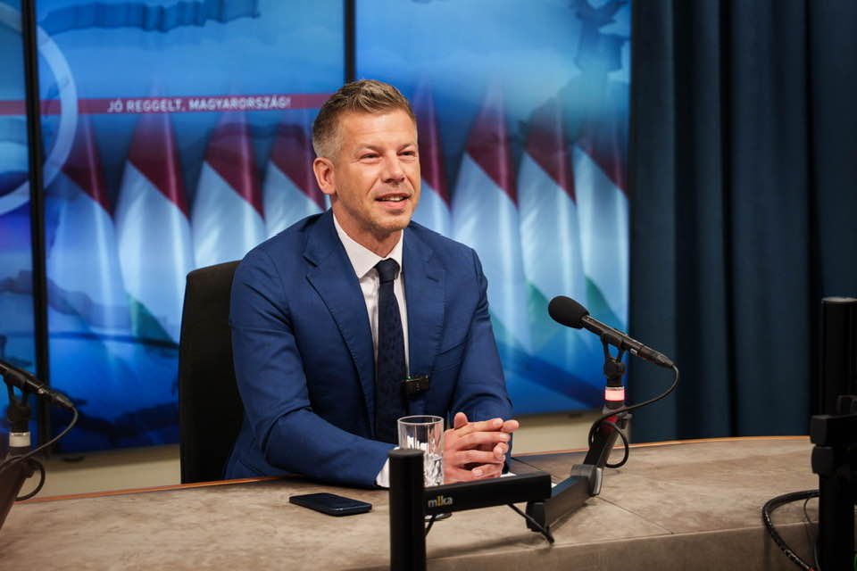 Péter Magyar v rádiu Kossuth 15. apríla 2026. Foto – MP/FB