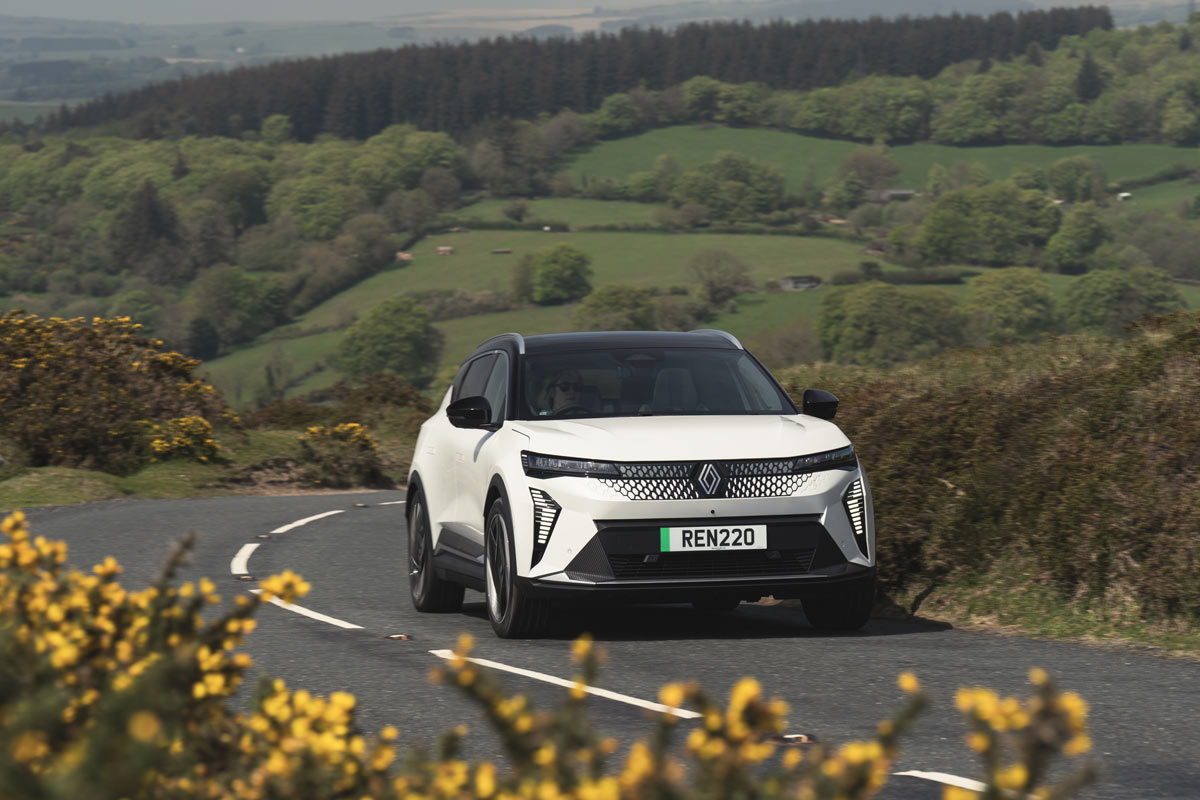 Tthe latest Renault Scenic E-Tech is a long-range electric SUV that is well suited to family life